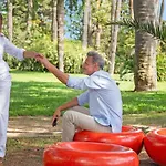 Les Tourelles מלון 3*