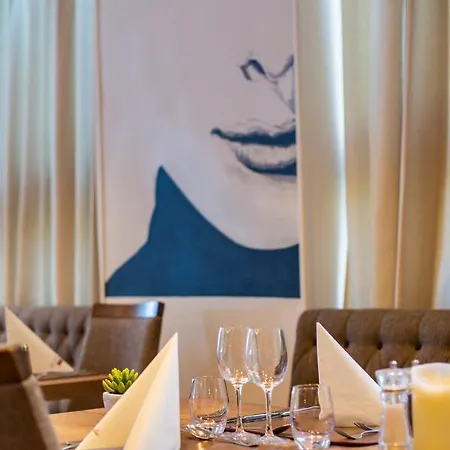 Les Tourelles Hotel