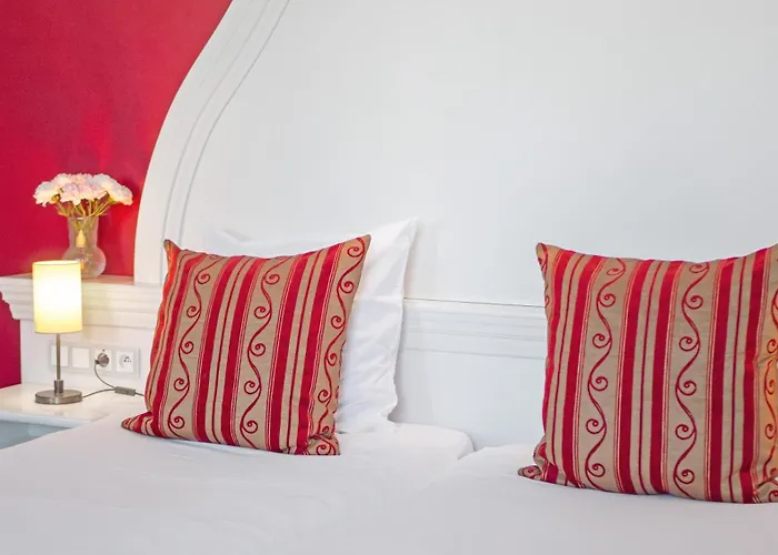 Les Tourelles Hotell 3*