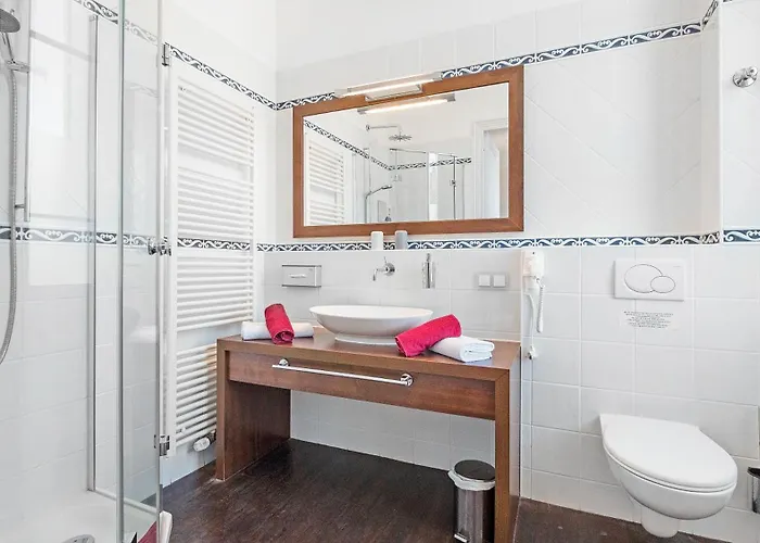 Les Tourelles Сент-Максім